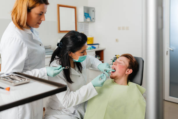 Best Holiday Emergency Dentist in Bridgeport, IL